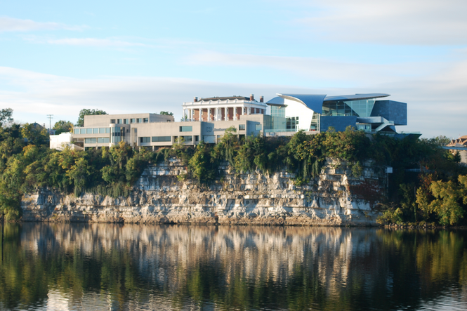 The Hunter Museum of American Art is a major attraction in the heart of Chattanooga, with a collection of more than 3,000 pieces of art. (Photo: Chattanooga Convention and Visitors Bureau)