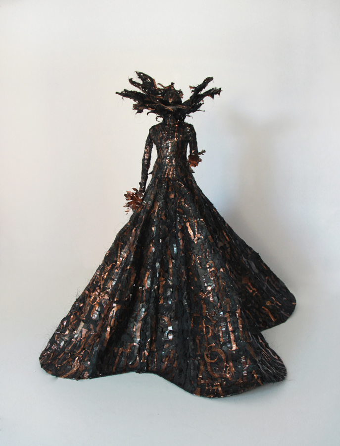 Lesley Dill: Dirt, 2014. Copper, black metal and wire on metal armature, 72" high.