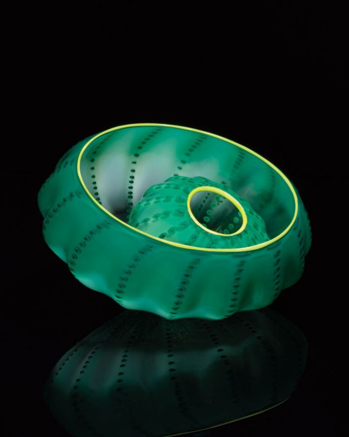 Dale-Chihuly-Jade-Green-Seaform